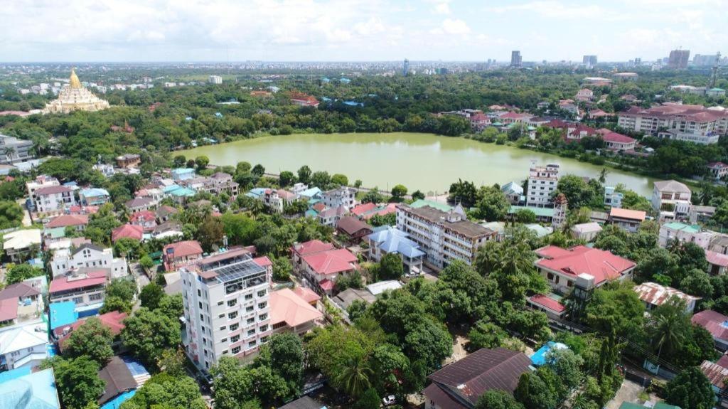 Rose Palace Hotel Yangon Exterior foto
